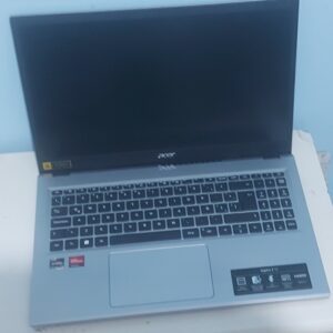 VENDO NETBOOK ACER Aspire 3.15 EN MUY BUEN ESTADO